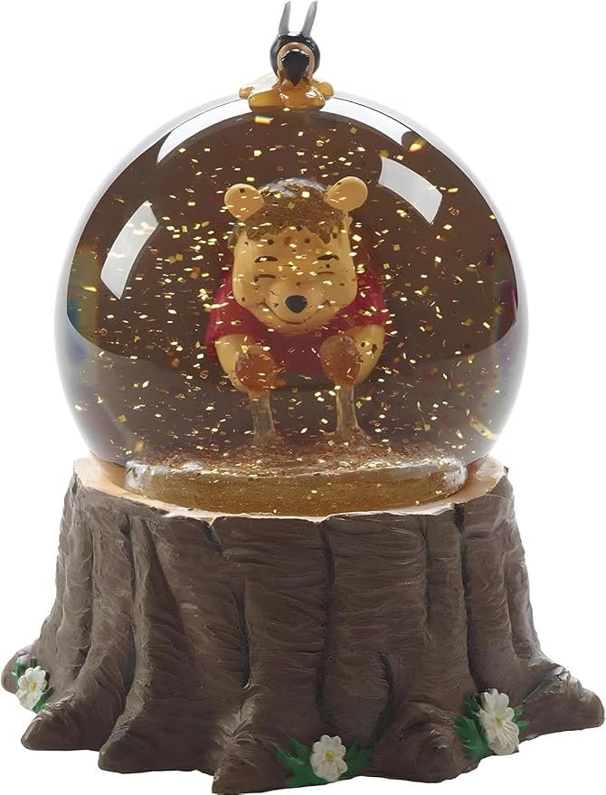 Pooh Bear Musical Snow Globe PI28